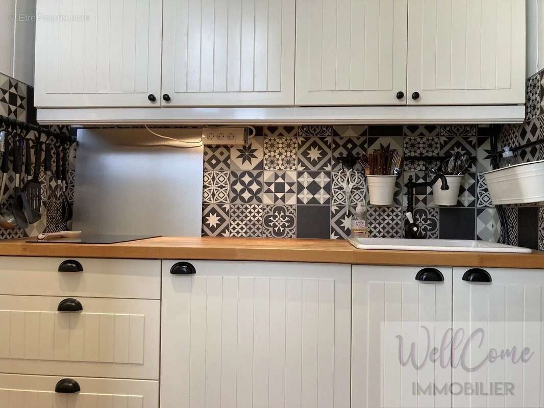 Appartement à PUGNY-CHATENOD