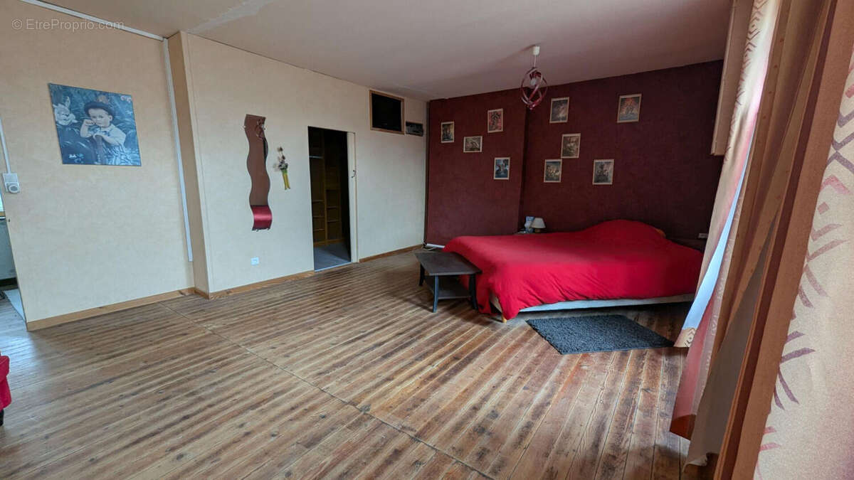 A VENDRE Maison pierres de 274 m²  - Terrain 9795 m²  - CHERRUEIX - photo 10