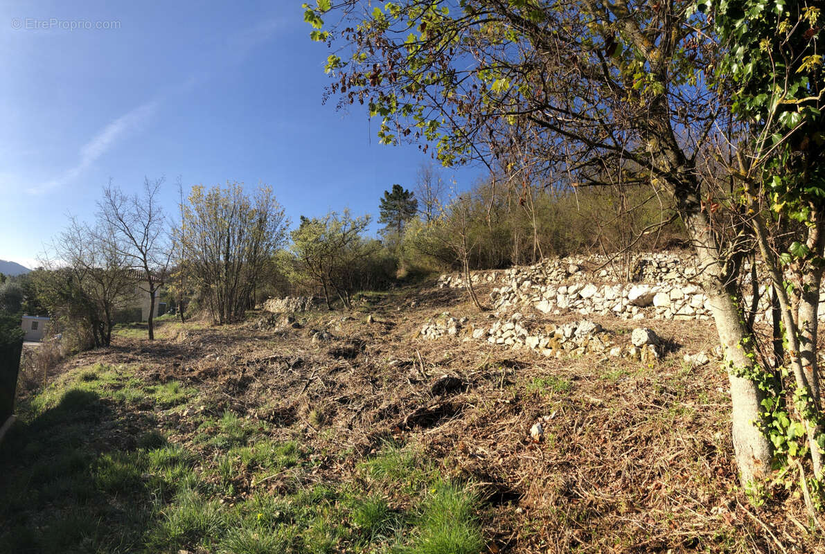 Terrain à LEVENS