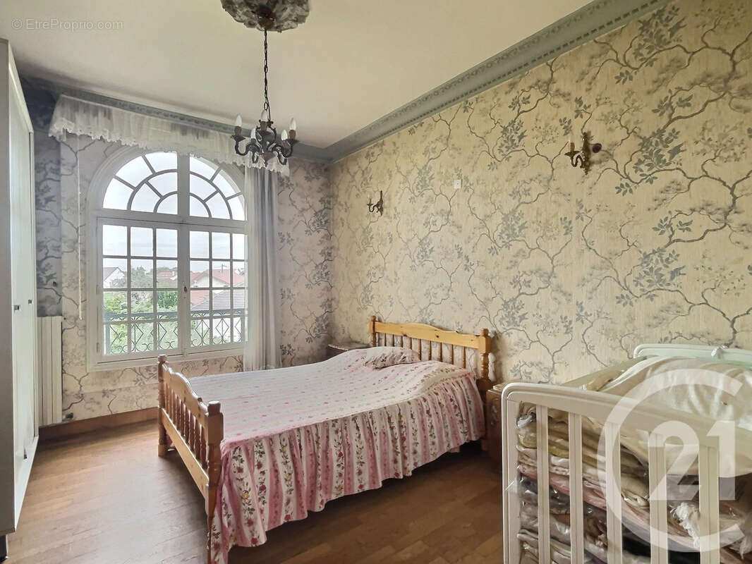 Maison à AULNAY-SOUS-BOIS