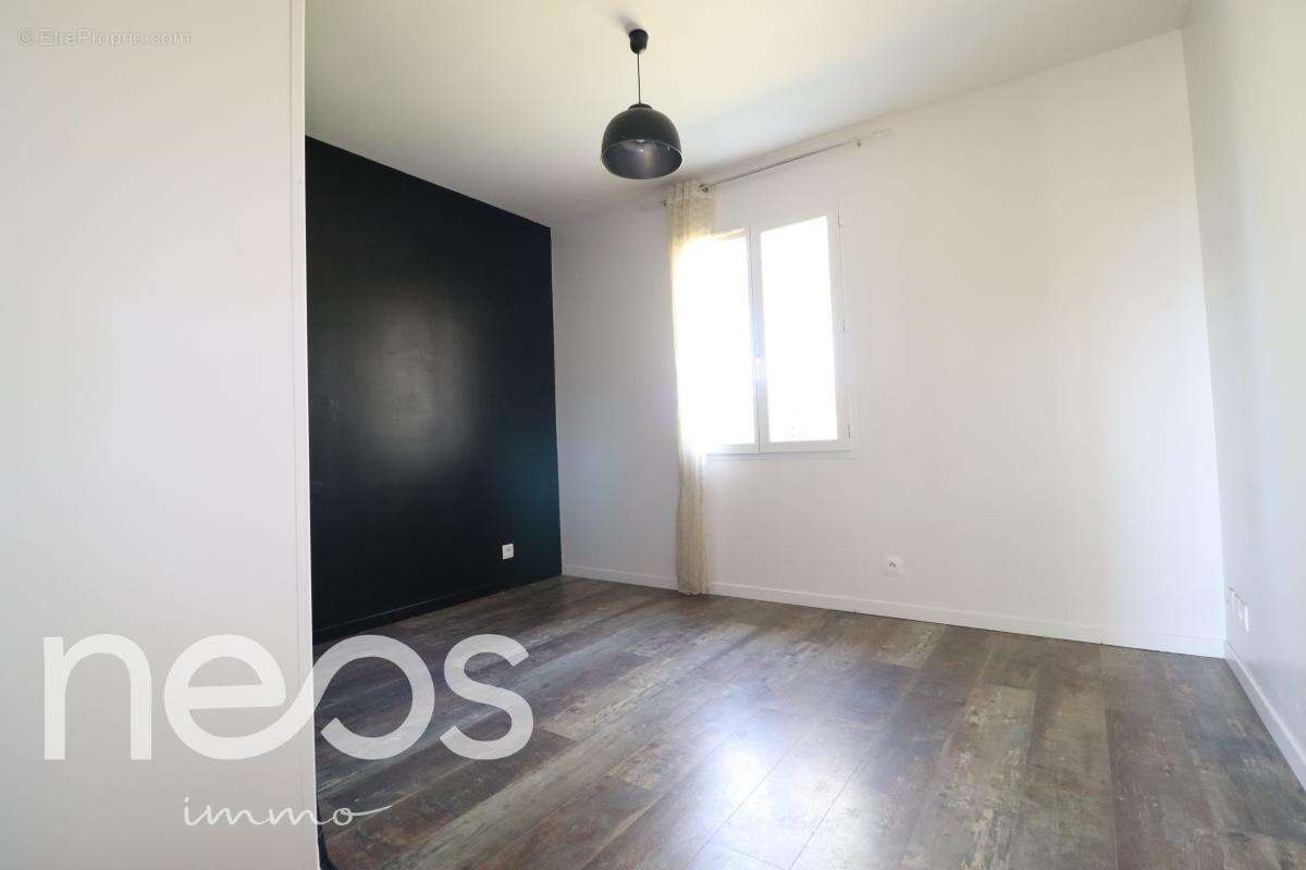 Maison 110 m² à Grignols  - photo 17