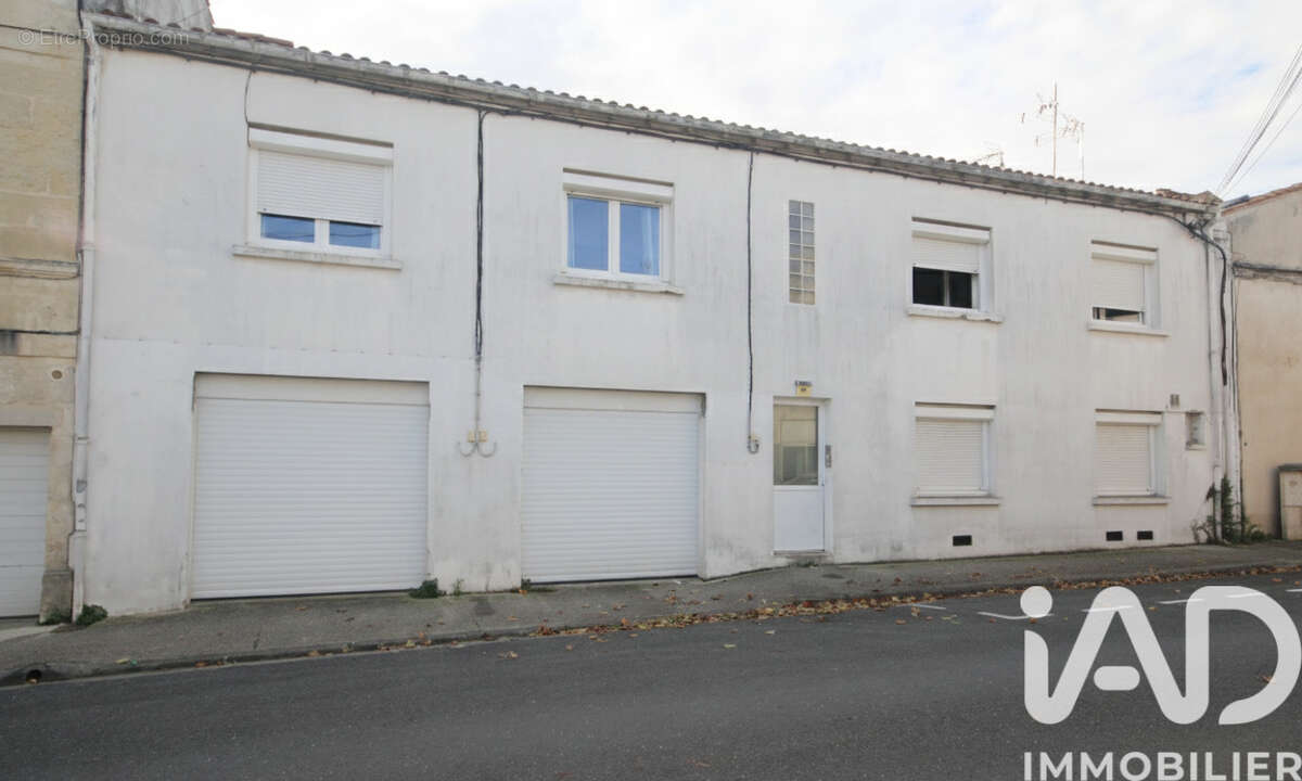 Photo 2 - Appartement à SAINTES