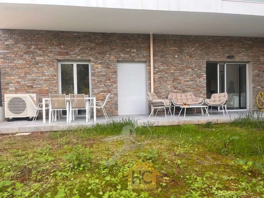 Appartement à LE CANNET