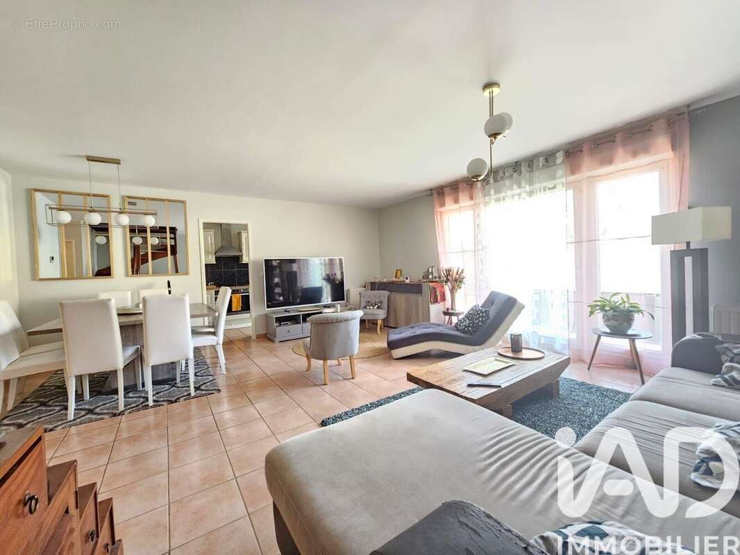 Photo 7 - Maison à MOISSY-CRAMAYEL