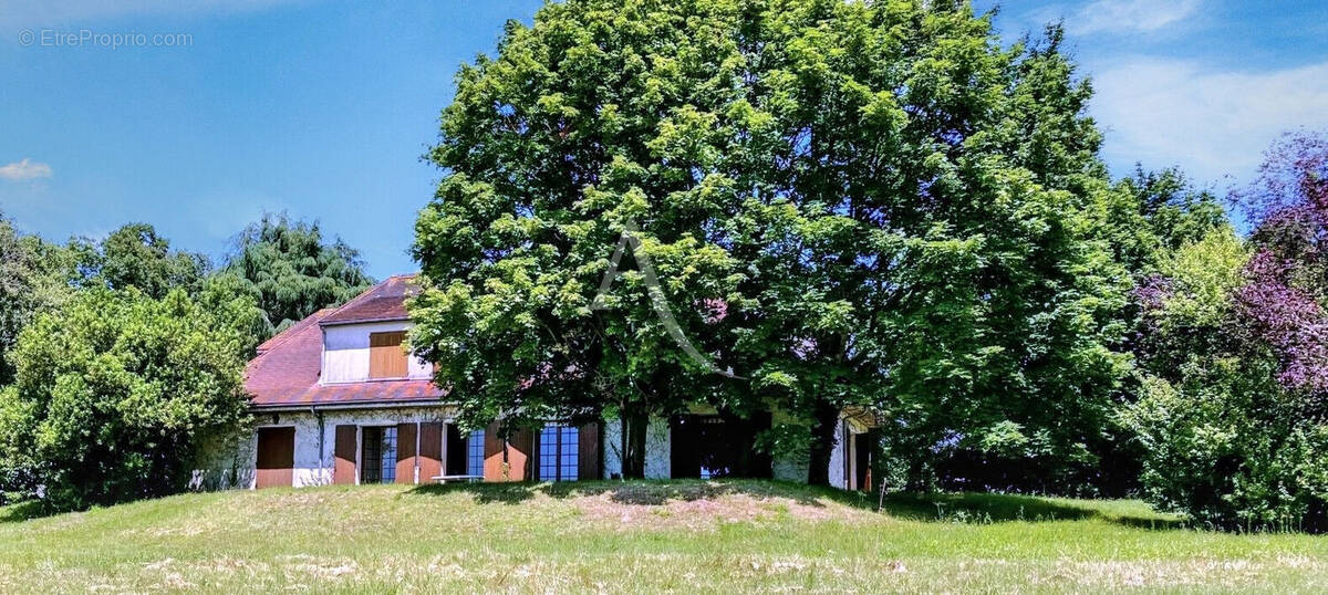 Maison à NIEUIL-L&#039;ESPOIR