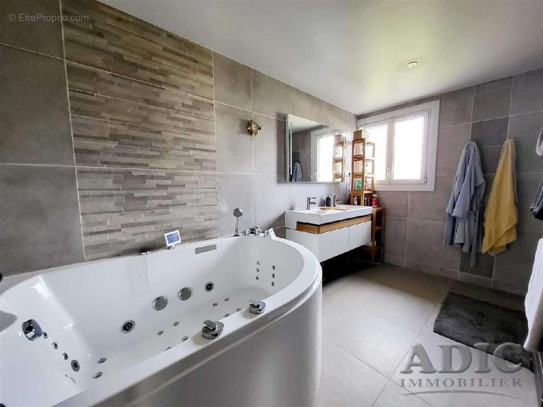 Maison à SAINT-PATHUS