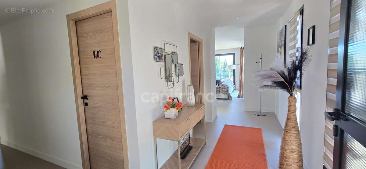Appartement à vendre 4 pièces BANDOL (83) + 2 parkings + terrasse - photo 14