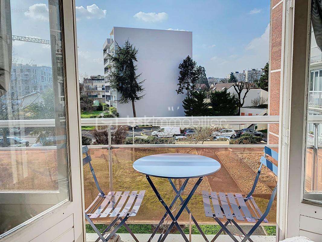 Appartement à ROSNY-SOUS-BOIS