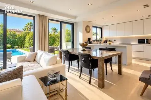 Maison 7 pièces 176 m² à vendre à Sainte-Maxime (83120) - photo 2