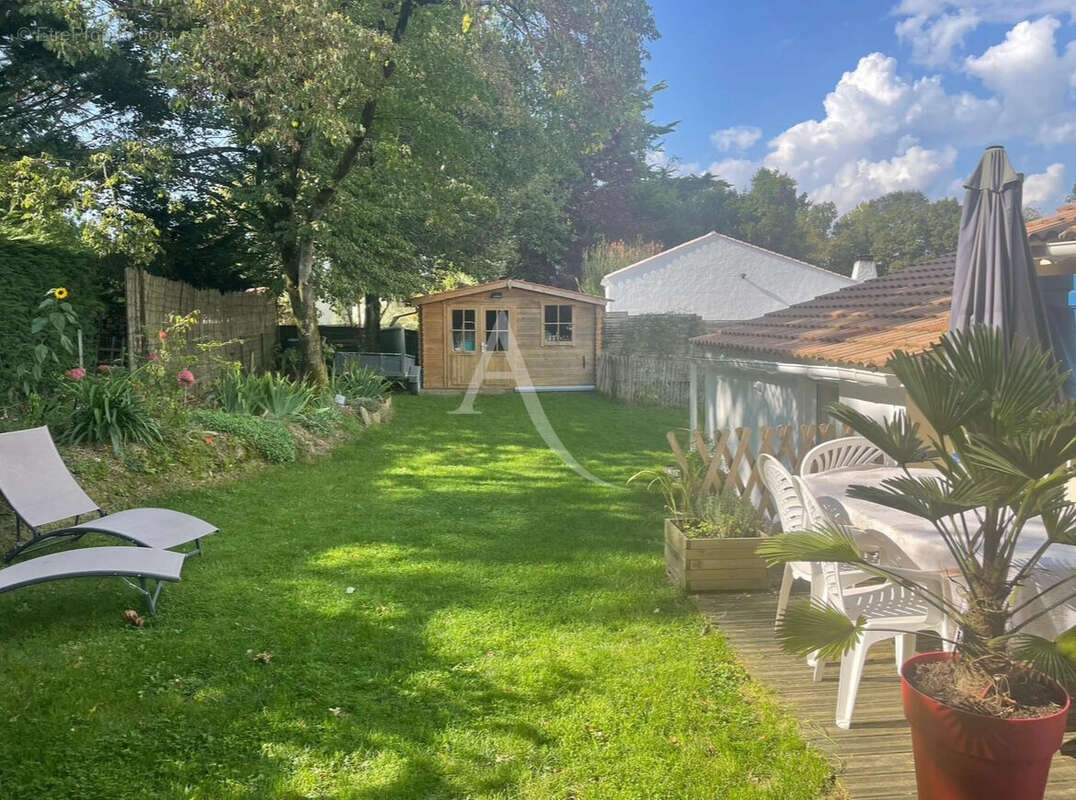 Maison à SAINT-MAIXENT-SUR-VIE