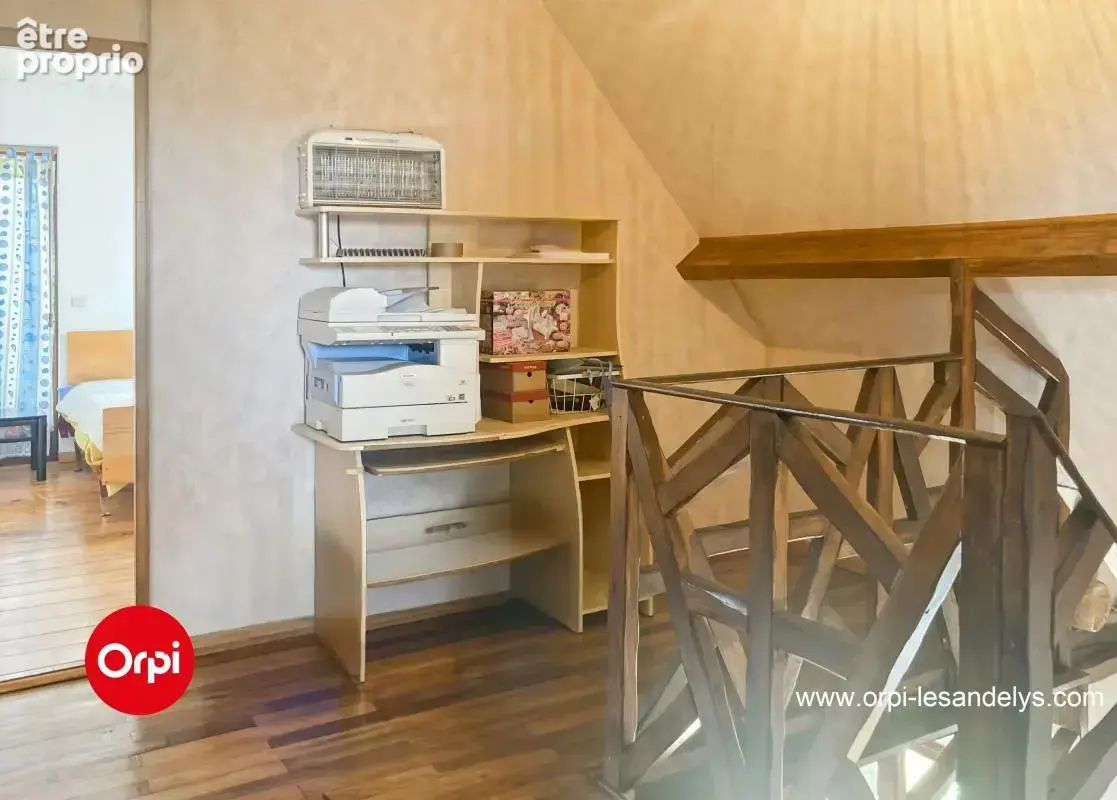 Maison traditionnelle à Vendre - Vallée de Seine - 4 chambres - sous-sol total - photo 11