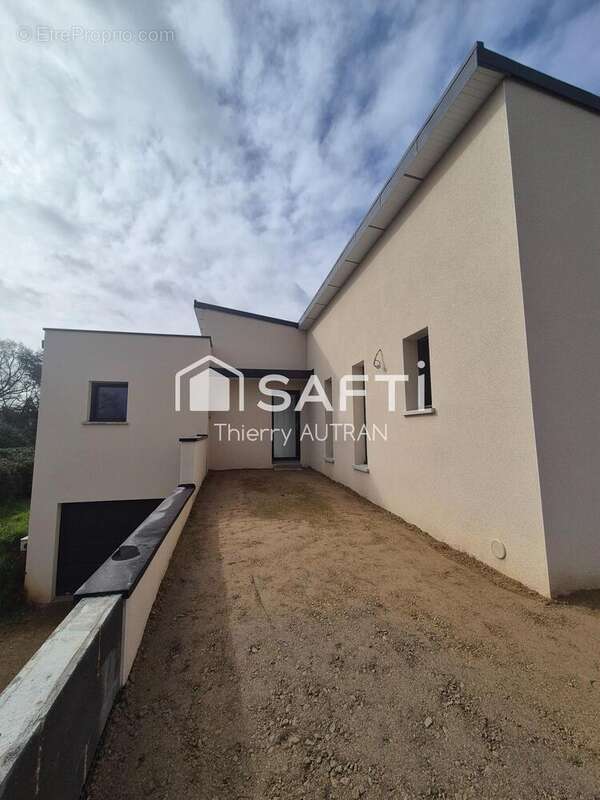 Photo 2 - Maison à SAINT-MARCEL