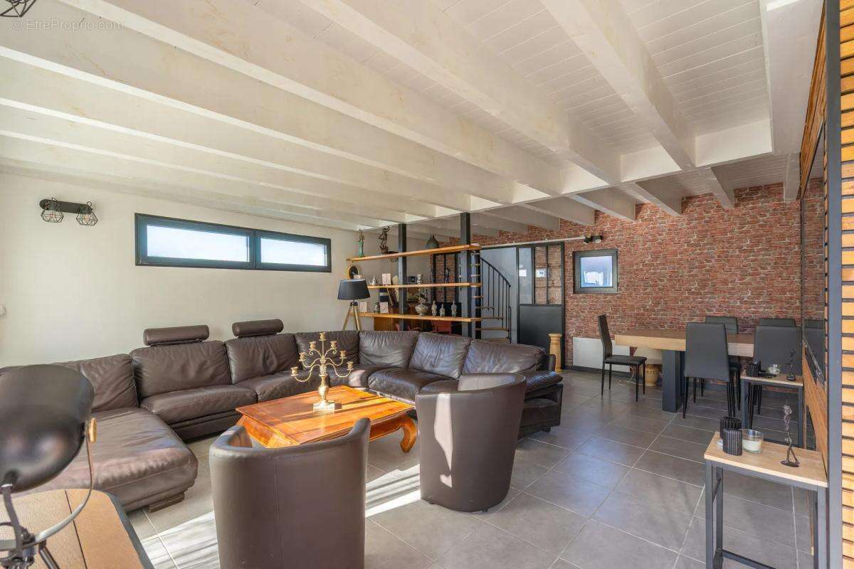 Maison à VAUX-SUR-MER