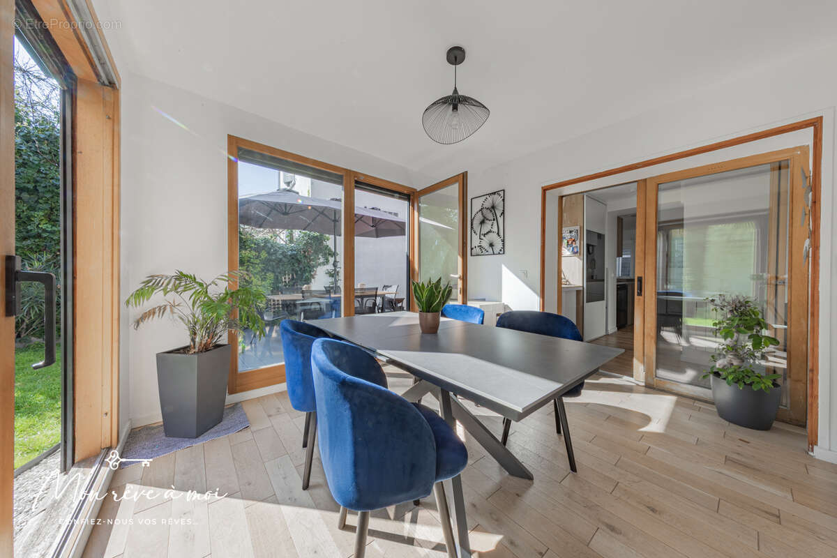 Maison à MONTREUIL