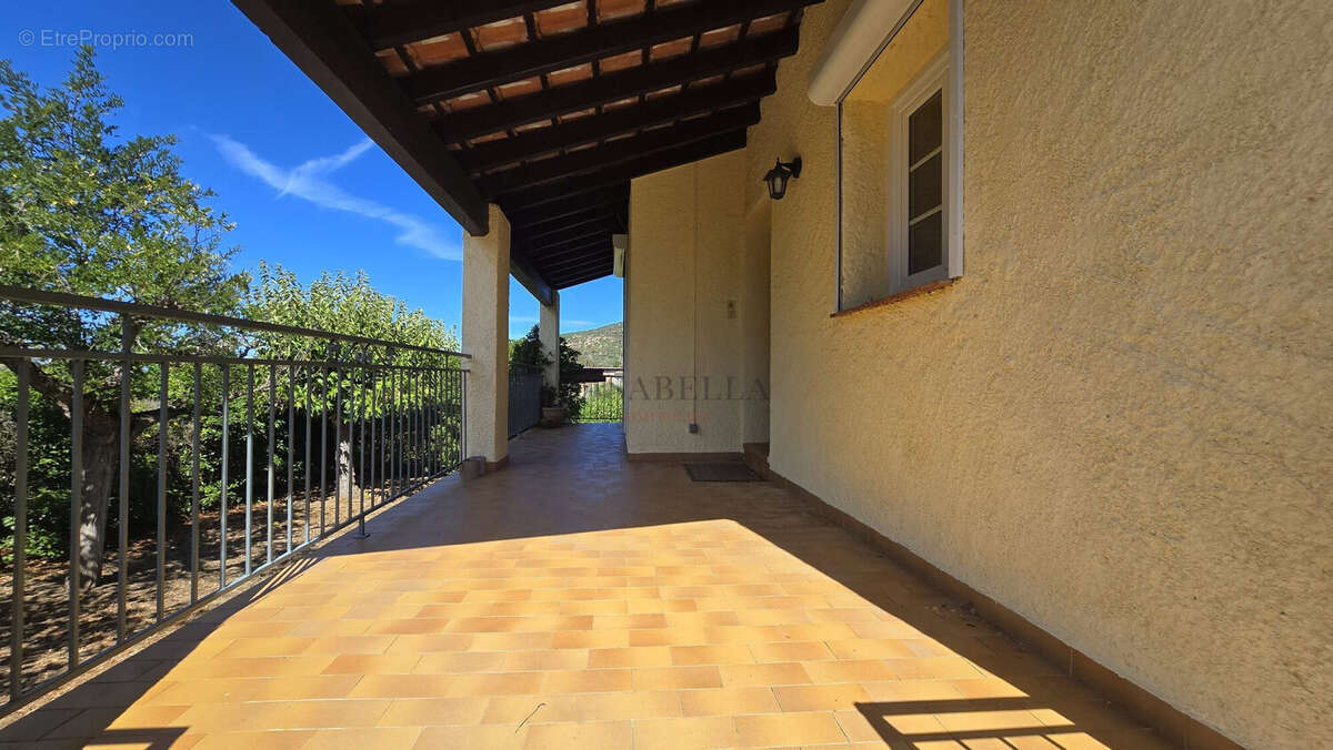 Maison à ALATA