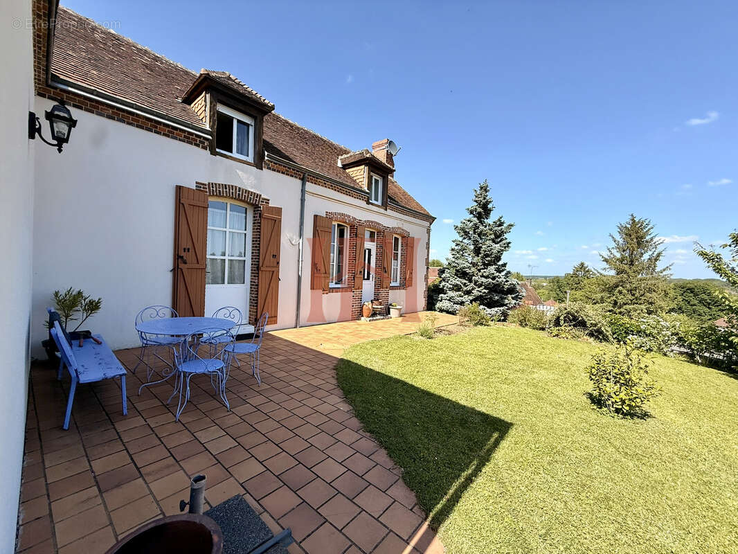 Maison à CLOYES-SUR-LE-LOIR