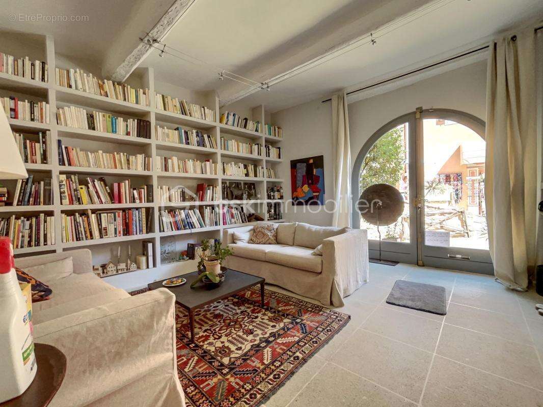 Maison à ROUSSILLON