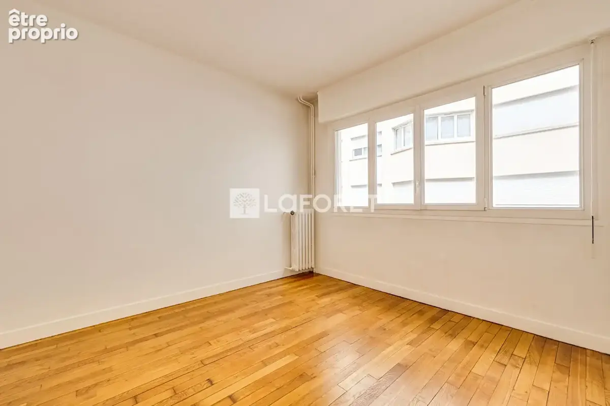 Appartement Paris 2 pièces - Secteur Mairie du XVème - photo 4