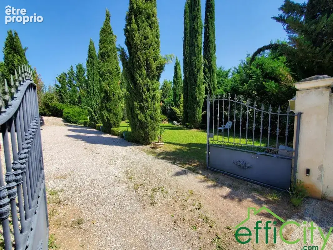 Maison 5 pièces 135 m² à vendre à Cotignac (83570) - photo 2