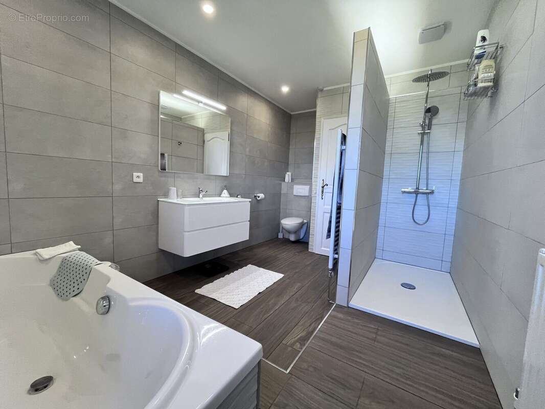 Maison à PARDAILLAN