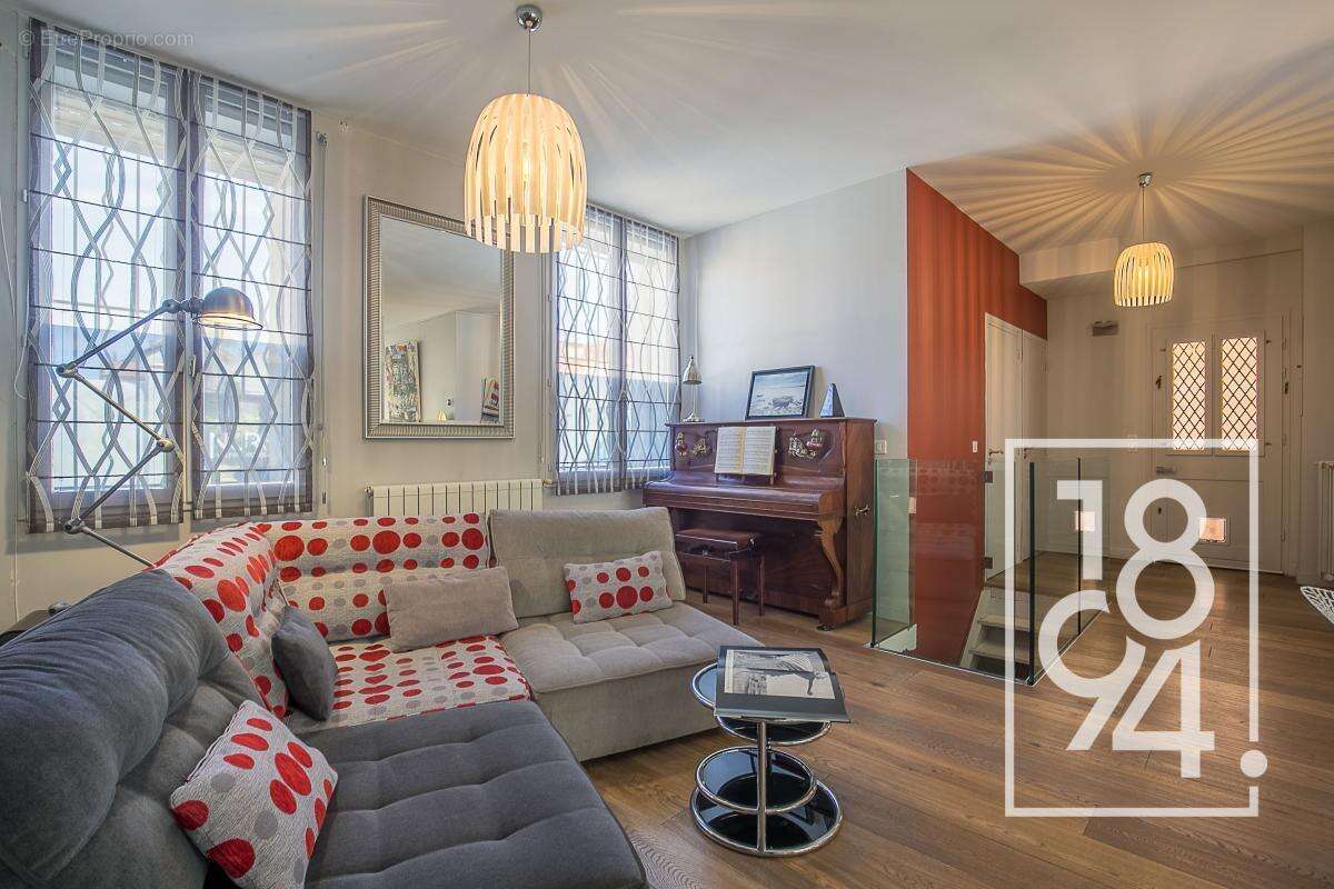 Appartement à MARSEILLE-9E