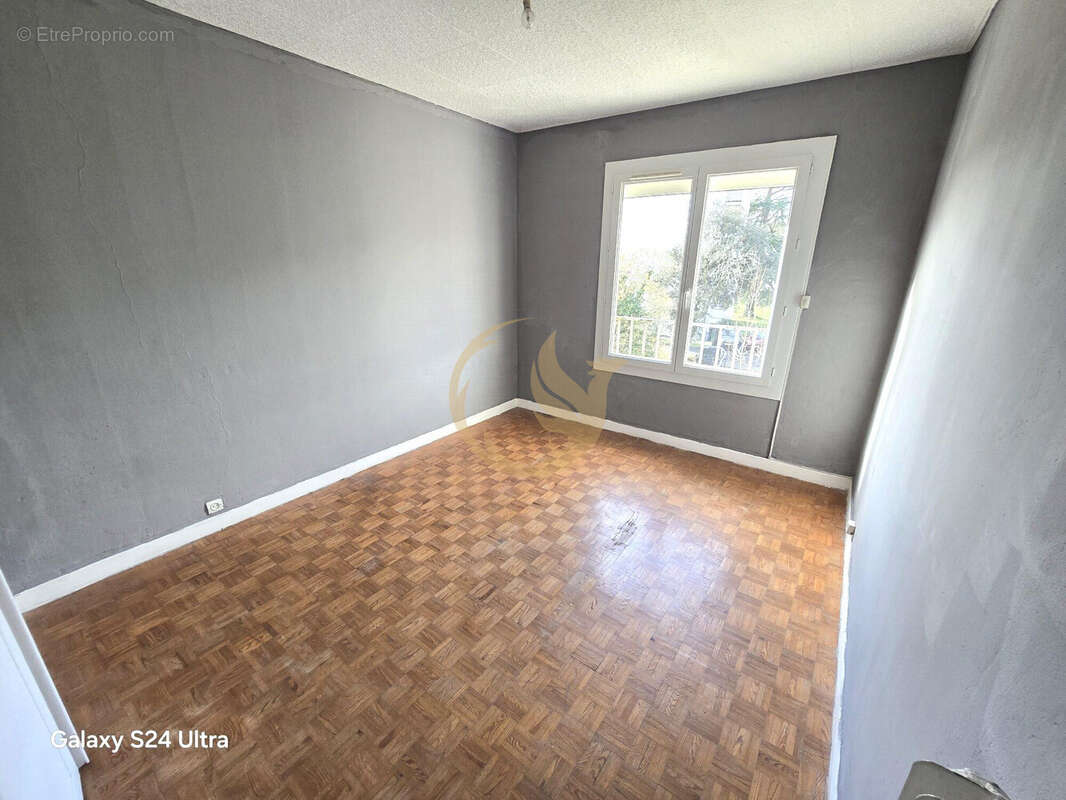 Appartement à BILLERE