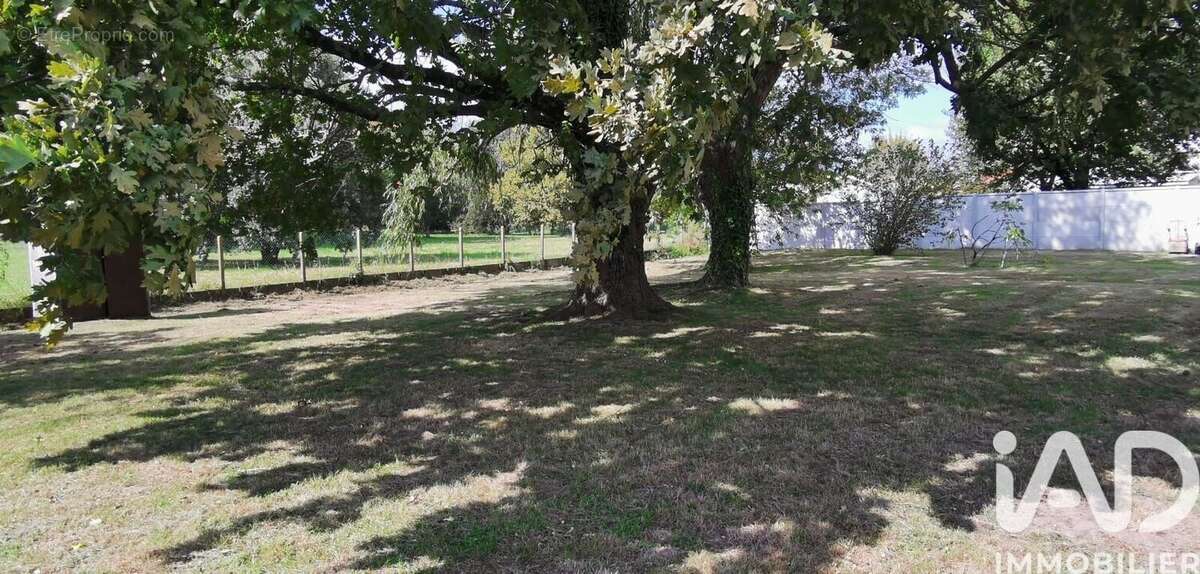 Photo 2 - Terrain à GUJAN-MESTRAS