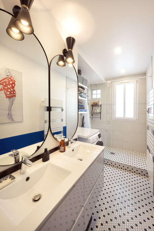 Appartement à PARIS-14E