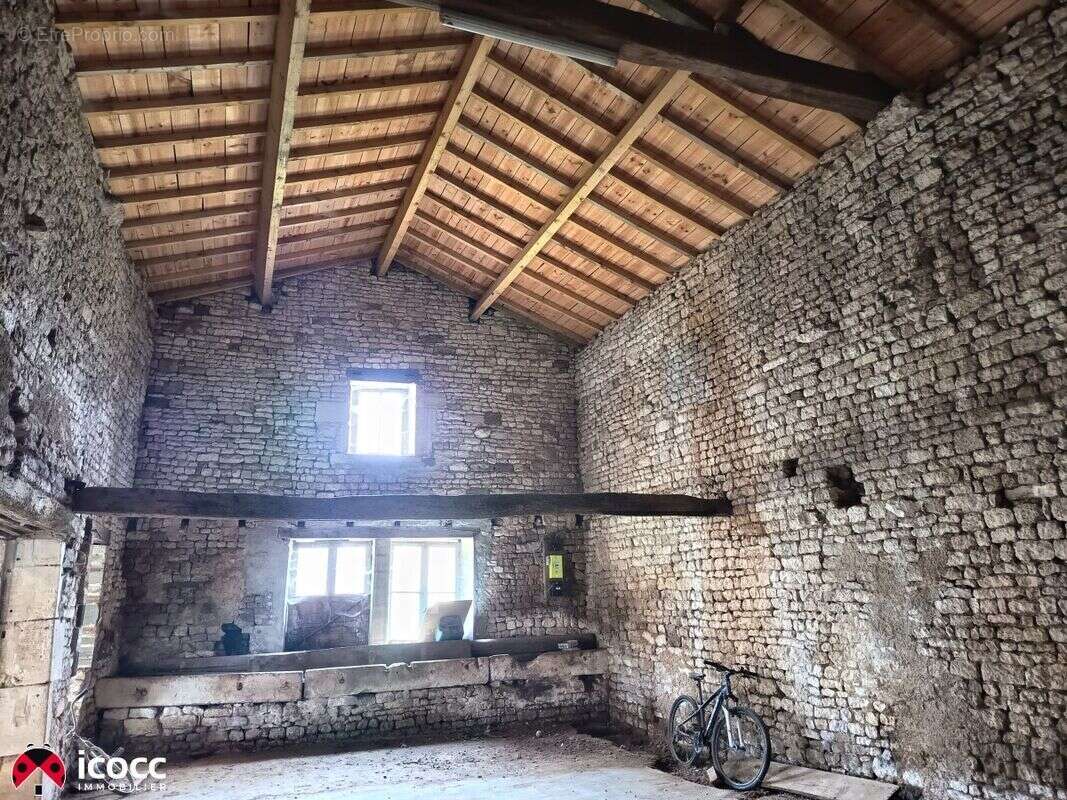 Maison à PETOSSE