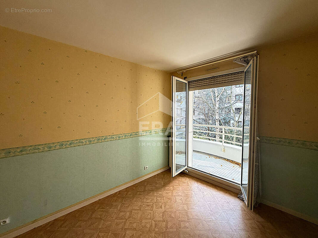 Appartement à LEVALLOIS-PERRET
