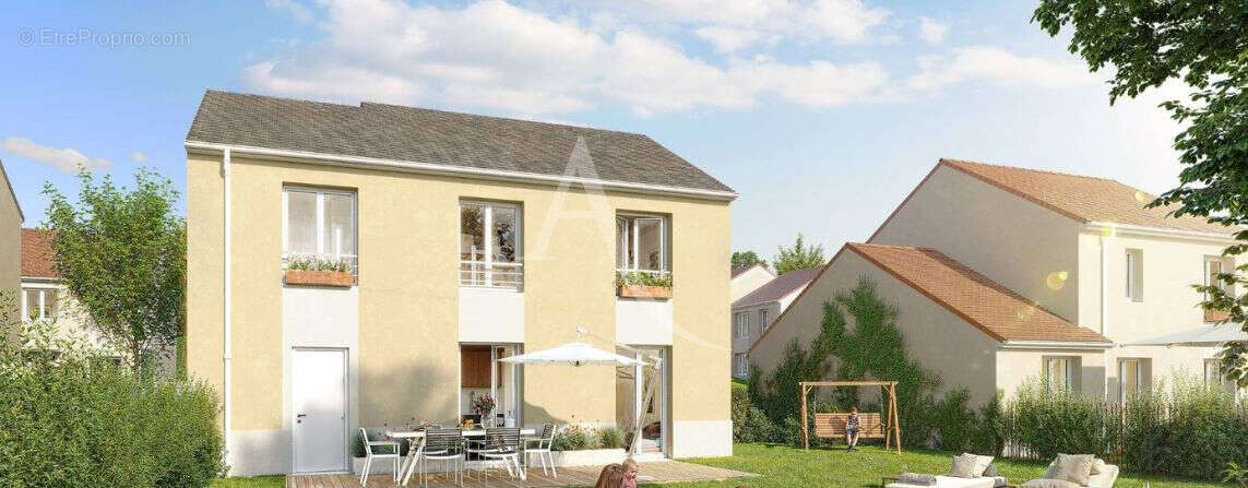 Maison à OLLAINVILLE