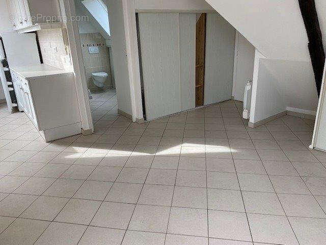 Appartement à EPERNON