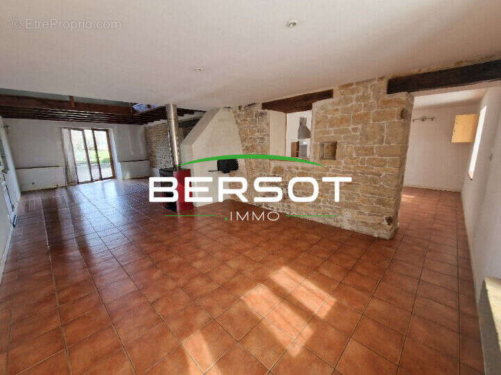 Maison familiale à Glamondans de 164 m² - photo 9