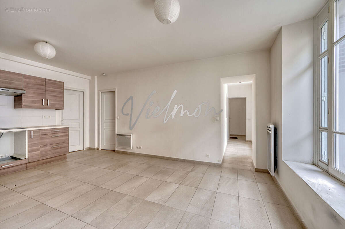 Appartement à VERSAILLES