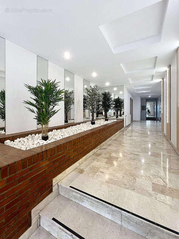 Appartement à SURESNES