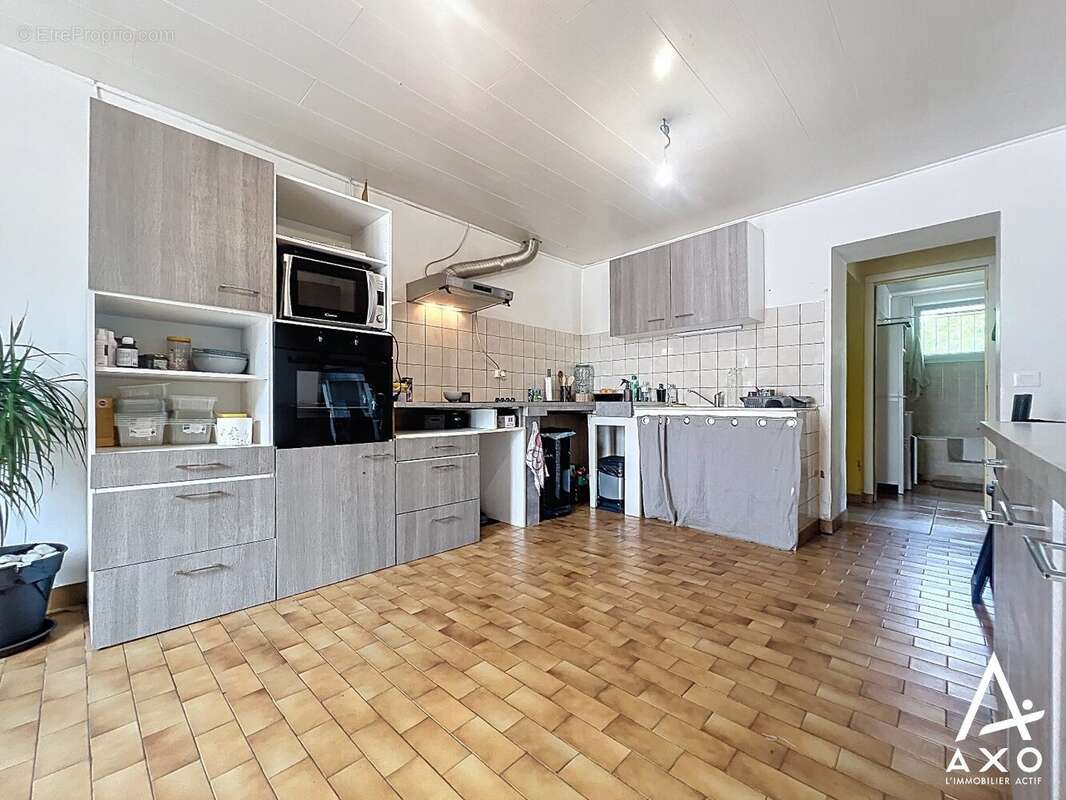 Maison à VILLENEUVE-DE-MARSAN