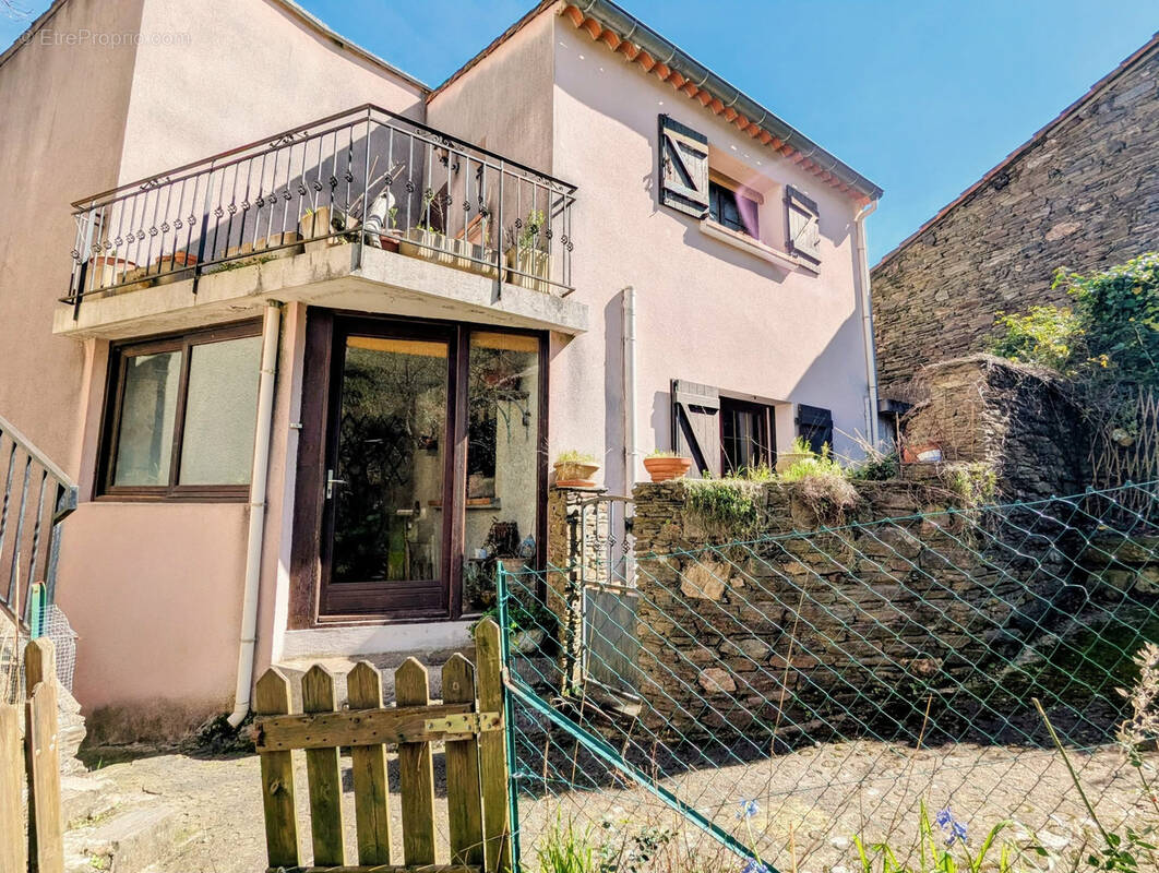 Maison à LAMALOU-LES-BAINS