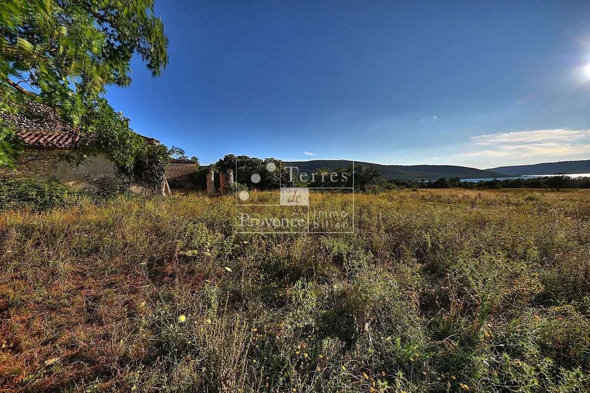 Maison à LES SALLES-SUR-VERDON