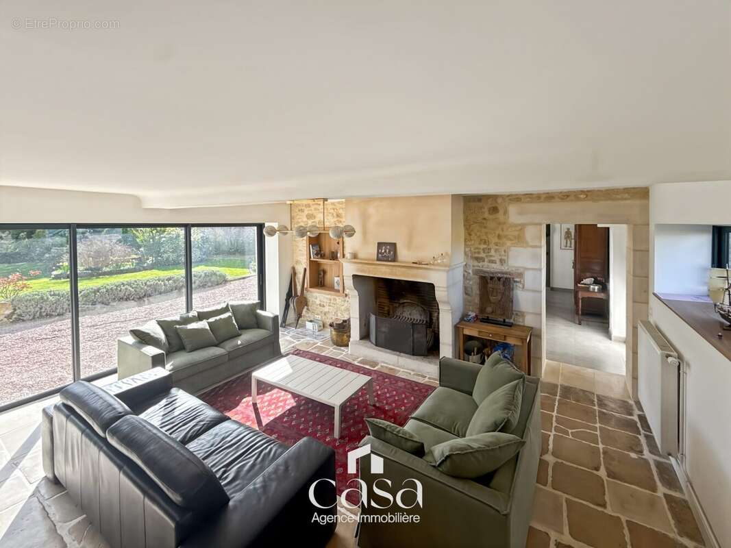 Maison à FRESNE-LA-MERE