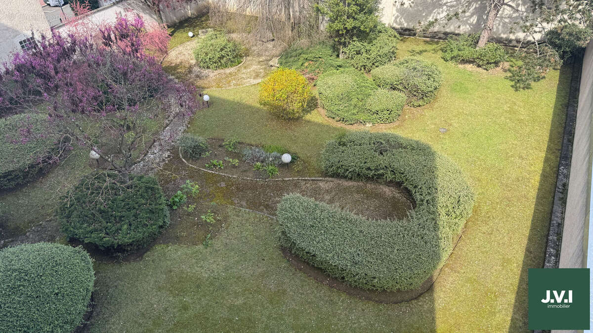 Appartement à ENGHIEN-LES-BAINS