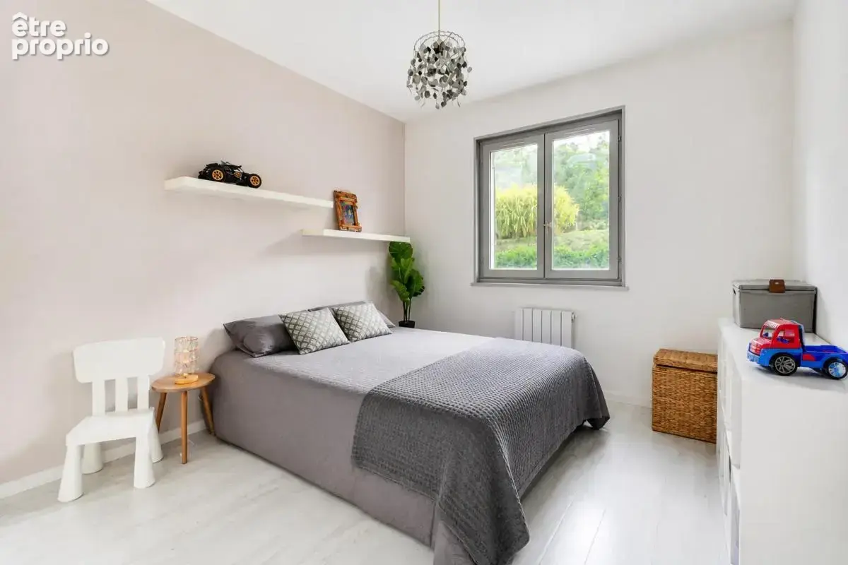 Maison de 4 pièces de 151 m² à Meyzieu - photo 8