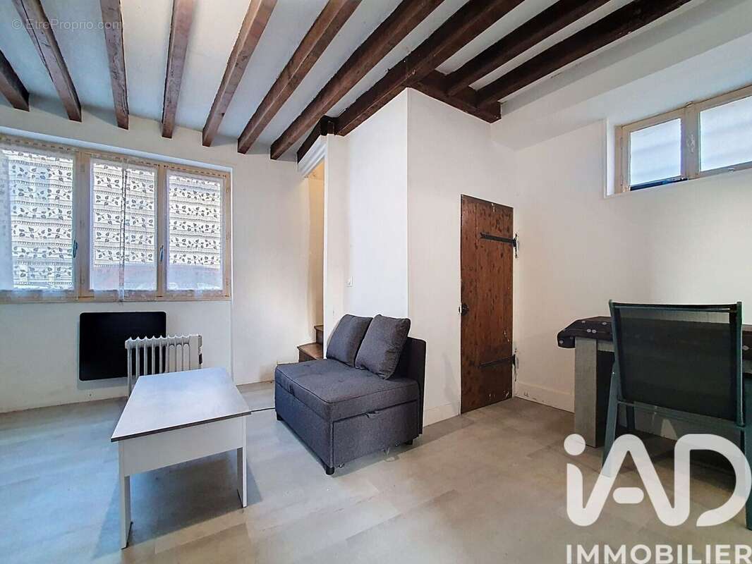 Photo 5 - Maison à VER-SUR-LAUNETTE