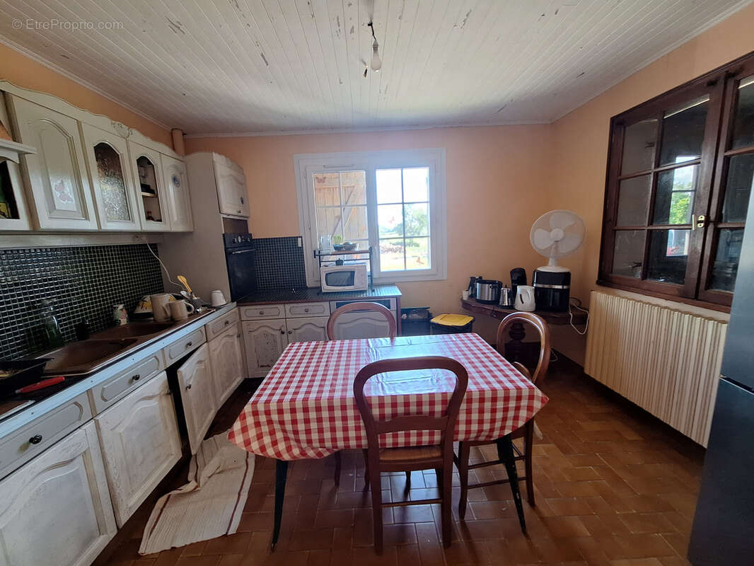 Maison à SAILLENARD
