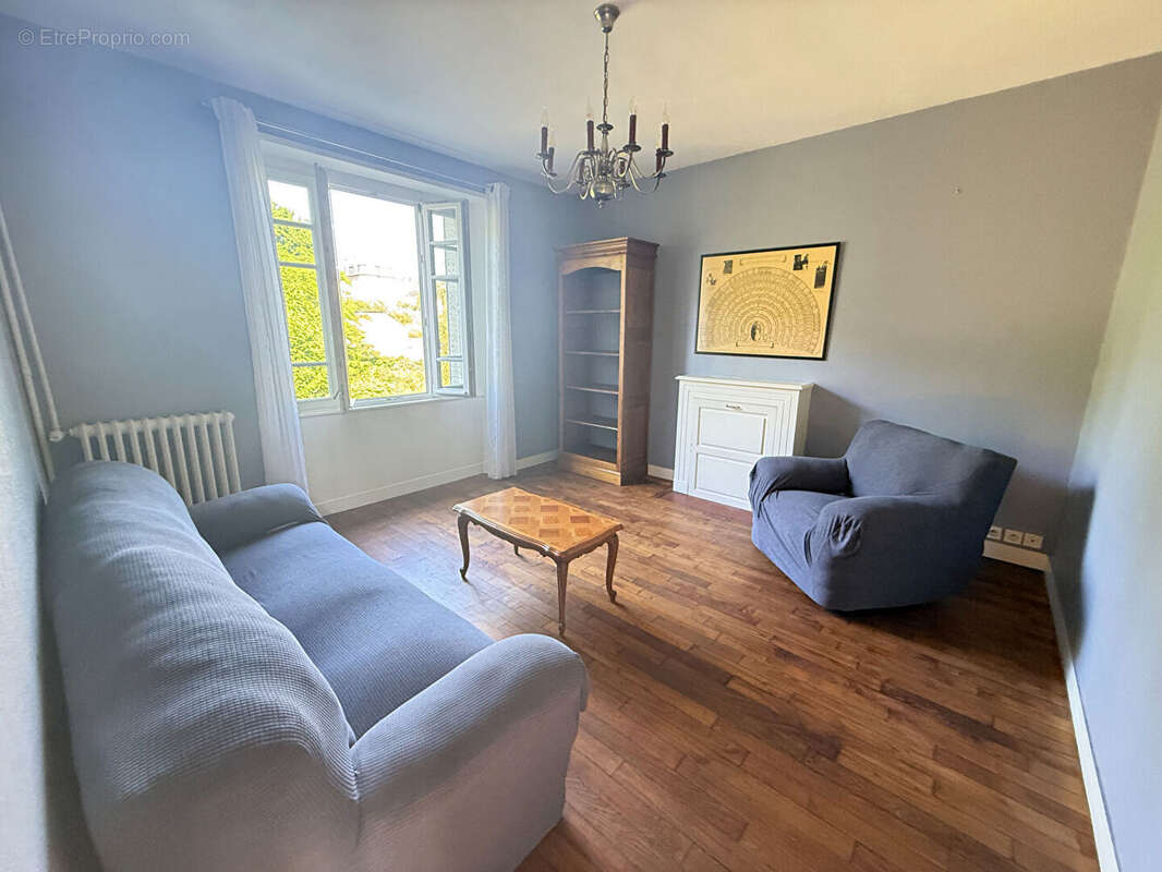 A vendre maison en pierre à  Dinan centre commerces, écoles à pieds - photo 3