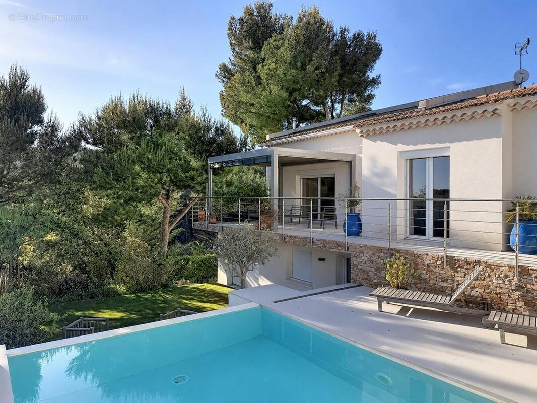 Photo 1 - Maison à BANDOL