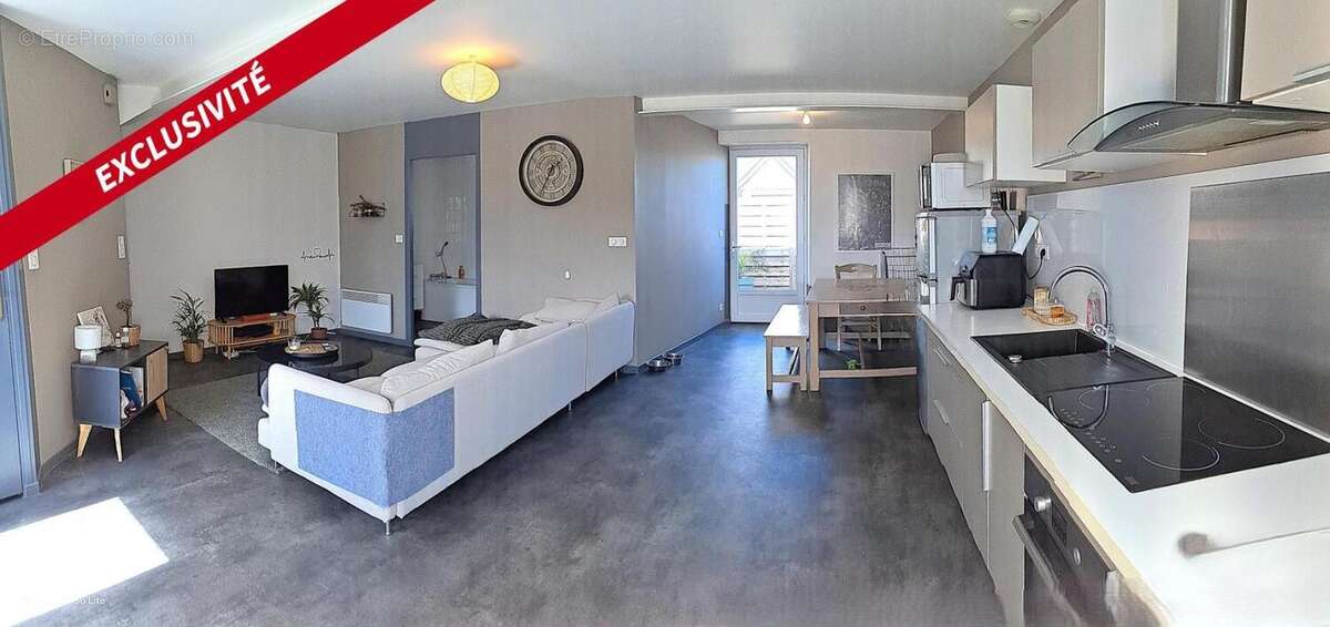 Maison à LE VIVIER-SUR-MER