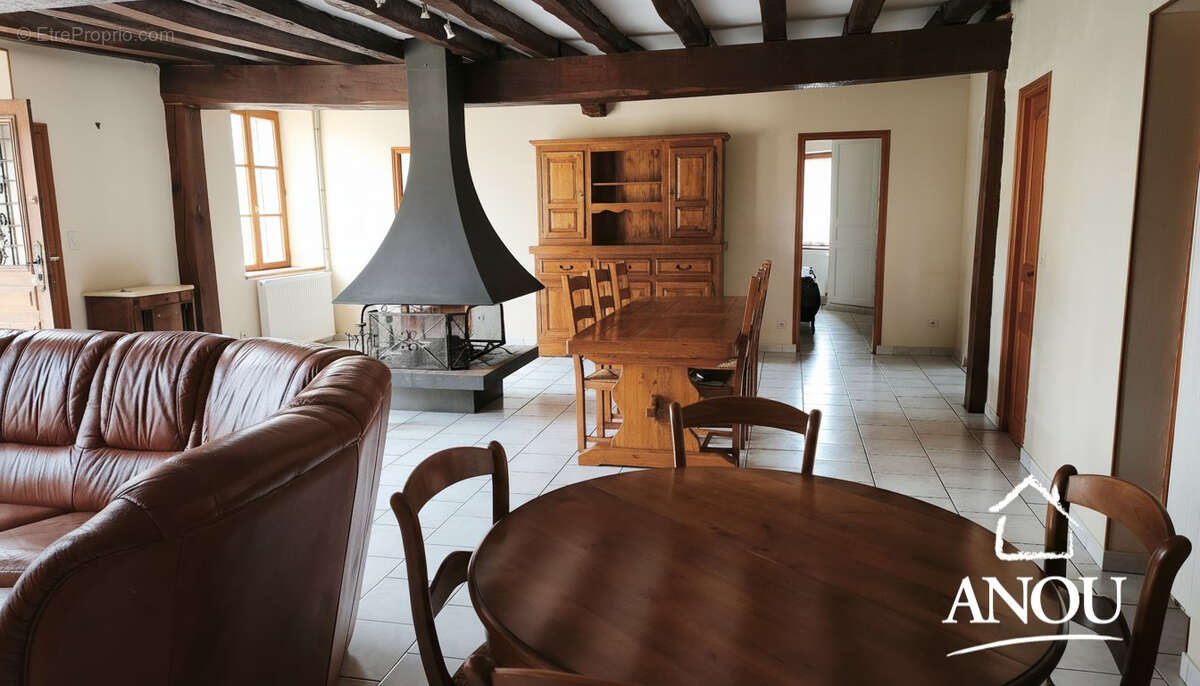 Maison à ARROU