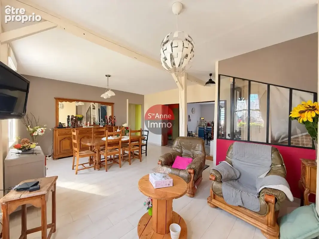 Vers-sur-selle - 160m2 - maison - 4 chambres - studio - atelier - dependances - photo 3