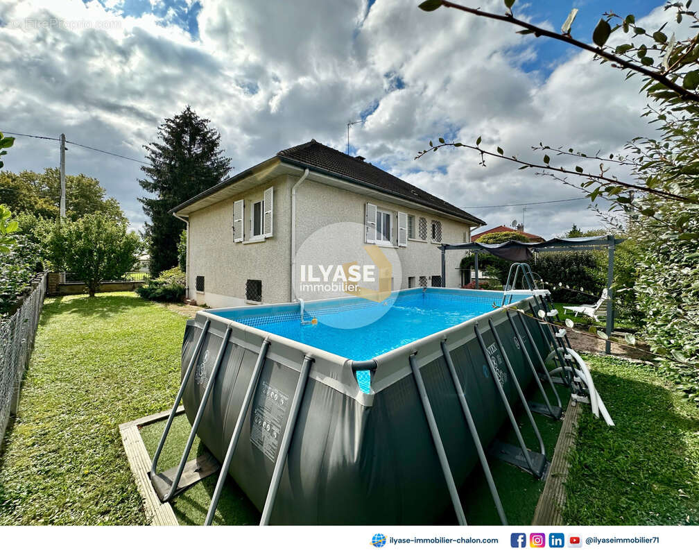 Maison 121 m2  4 ch  664 m2 - photo 14