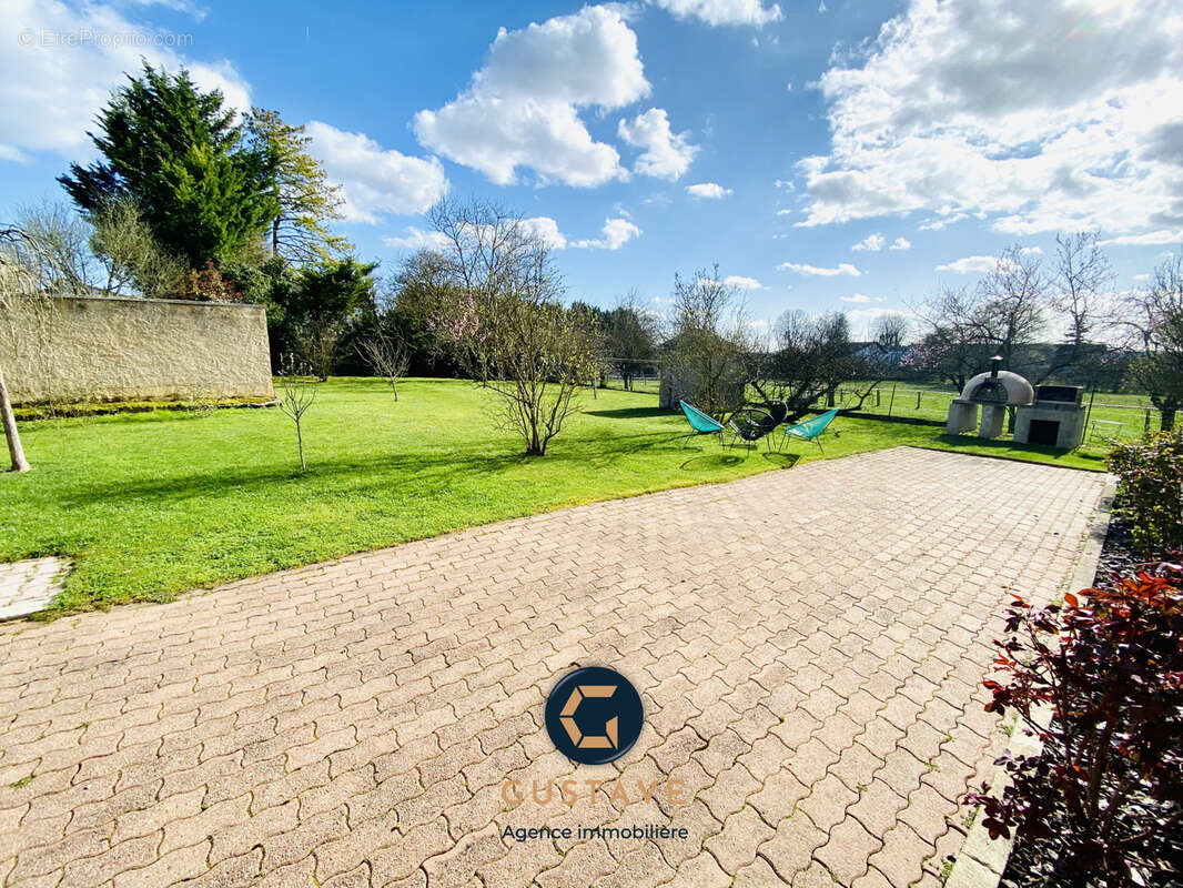 Maison à VAROIS-ET-CHAIGNOT